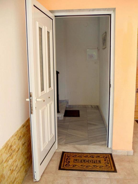 Socrates Apartments Olympiakí Aktí Екстериор снимка