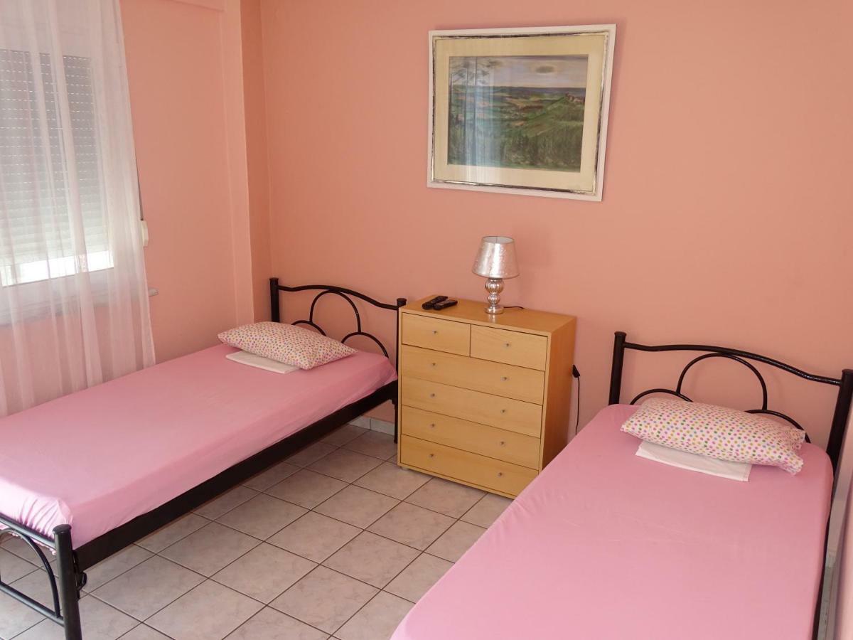 Socrates Apartments Olympiakí Aktí Екстериор снимка
