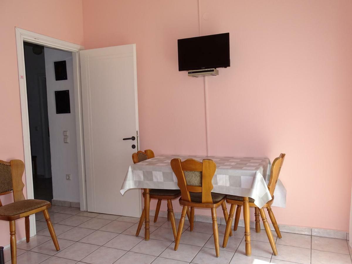 Socrates Apartments Olympiakí Aktí Екстериор снимка